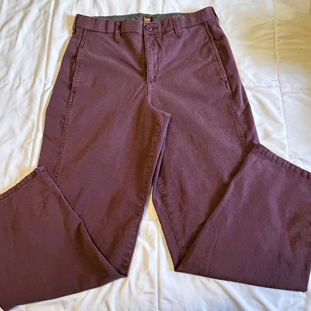 Lee Straight Leg Women's Burgundy Jeans Size 12 Medium
